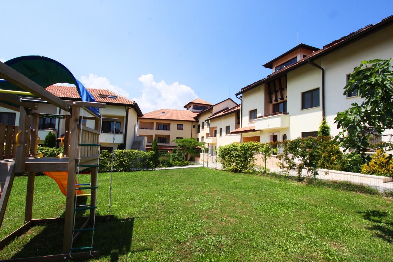 Отель Asti Arthotel Синеморец-37