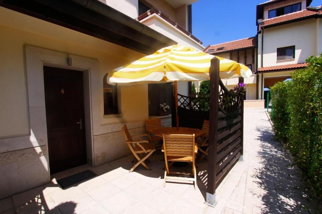 Отель Asti Arthotel Синеморец-54