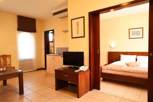 Отель Asti Arthotel Синеморец-50