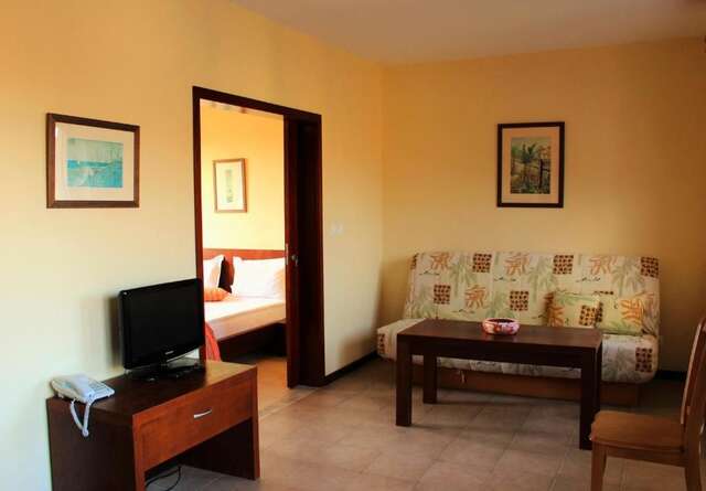Отель Asti Arthotel Синеморец-51