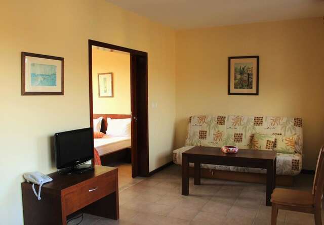 Отель Asti Arthotel Синеморец-9